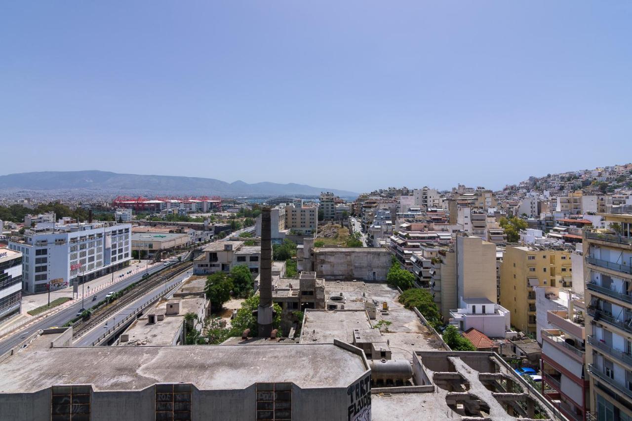 Apartment With Terrace In Piraeus Bagian luar foto