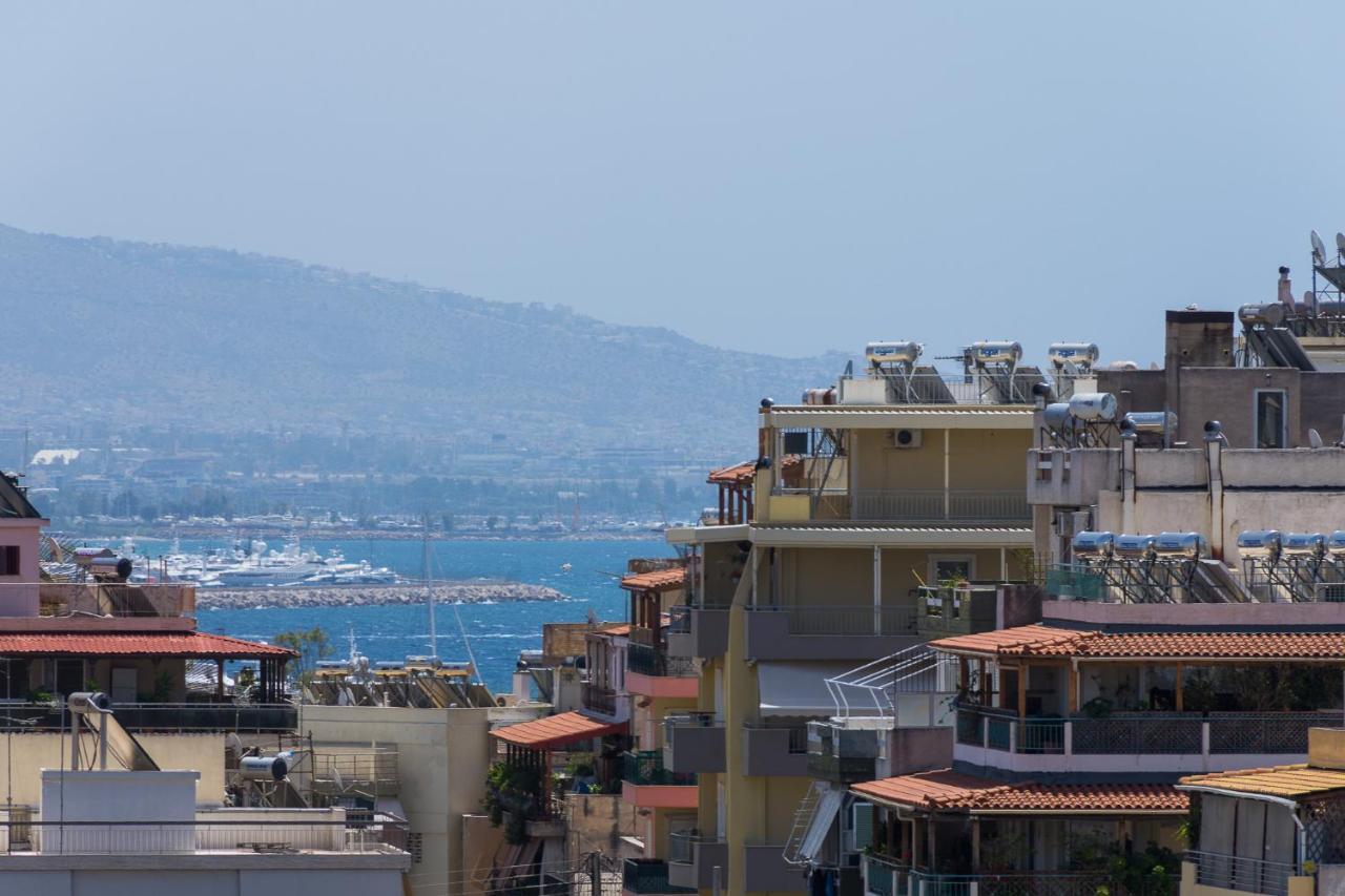 Apartment With Terrace In Piraeus Bagian luar foto